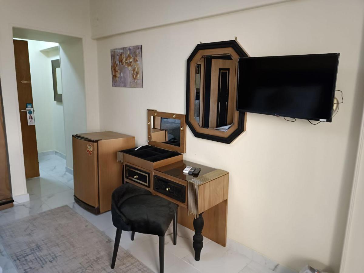 Indiana Otel Giza