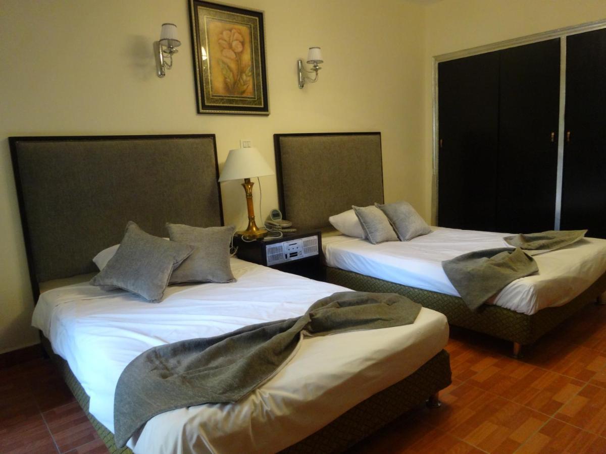 Indiana Hotel 3*
