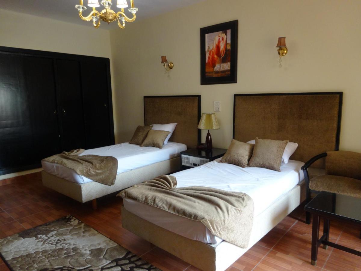 Indiana Hotel 3*