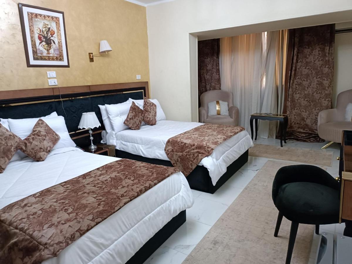 Indiana Hotel 3*